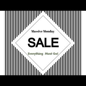 Monday Sale! Send me offers ❤️ don’t be shy !!!!